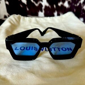 Louis Vuitton Sunglasses, Lunettes de soleil Louis Vuitton 1,1 millionnaires